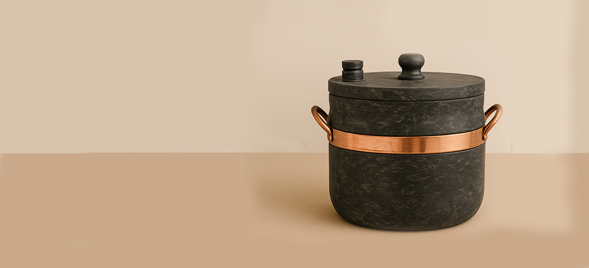 Panela de pressão de pedra sabão com fita de cobre